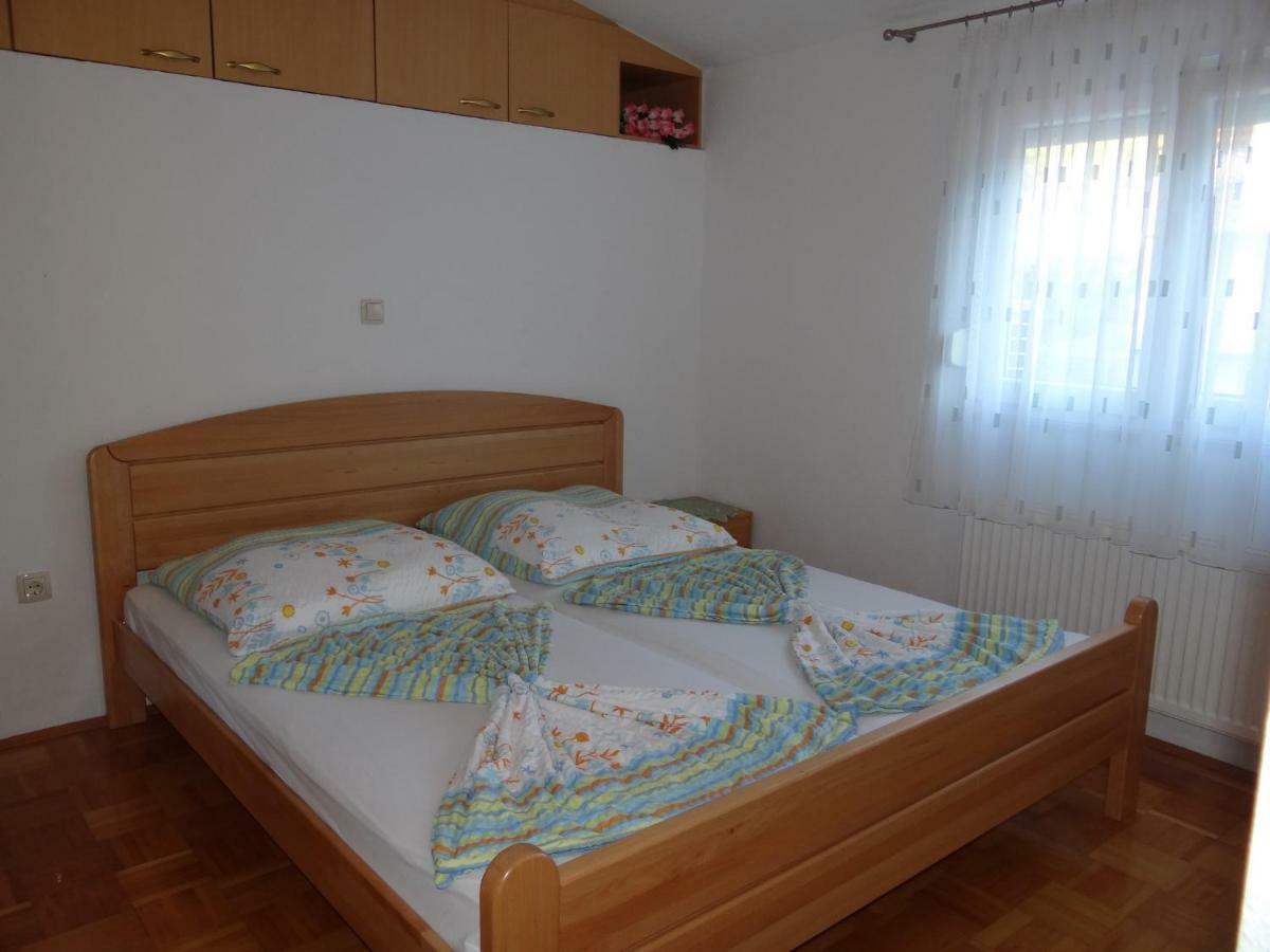 Vila Emilija Трогір Екстер'єр фото